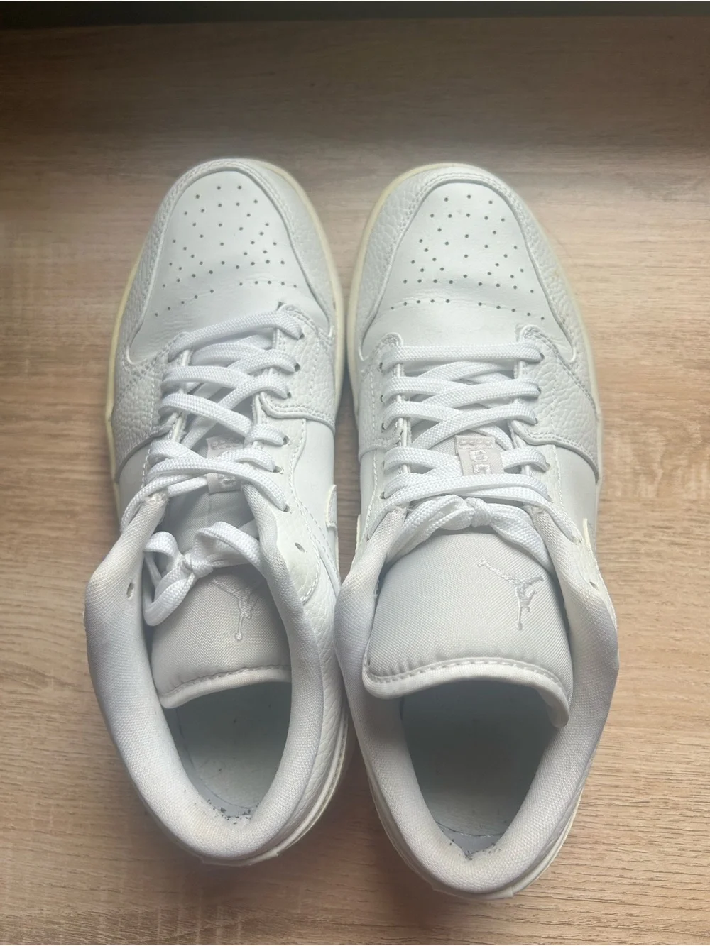 Air Jordan 1 Low - Men’s Size 8.5